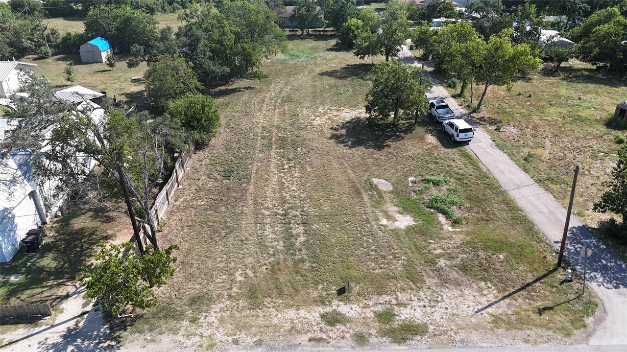 200 Carl Shipp Dr - Photo 1