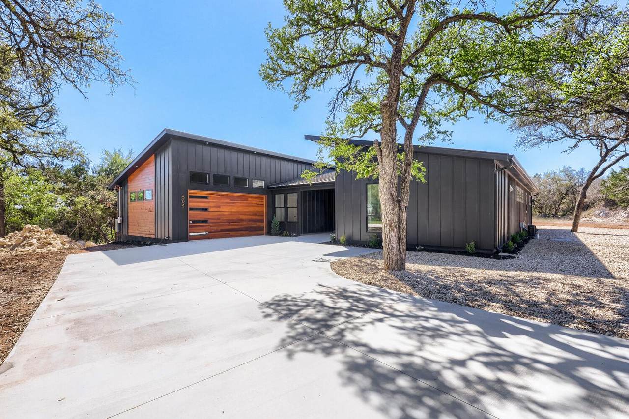 504 District Ln - Photo 1