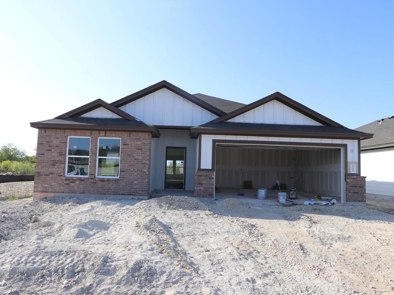 9208 Furman Dr - Photo 1