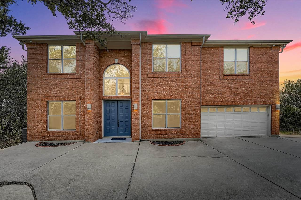 8204 Texas Plume Rd - Photo 1