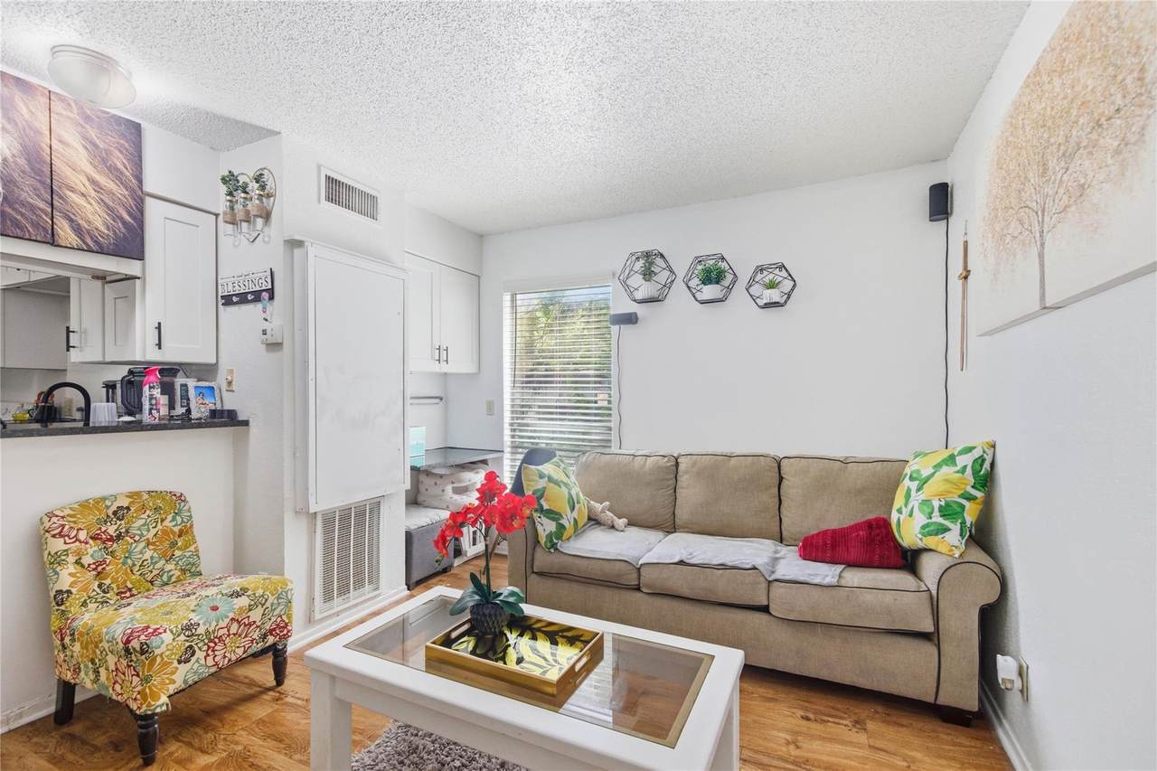 2801 Hemphill Park - Photo 1