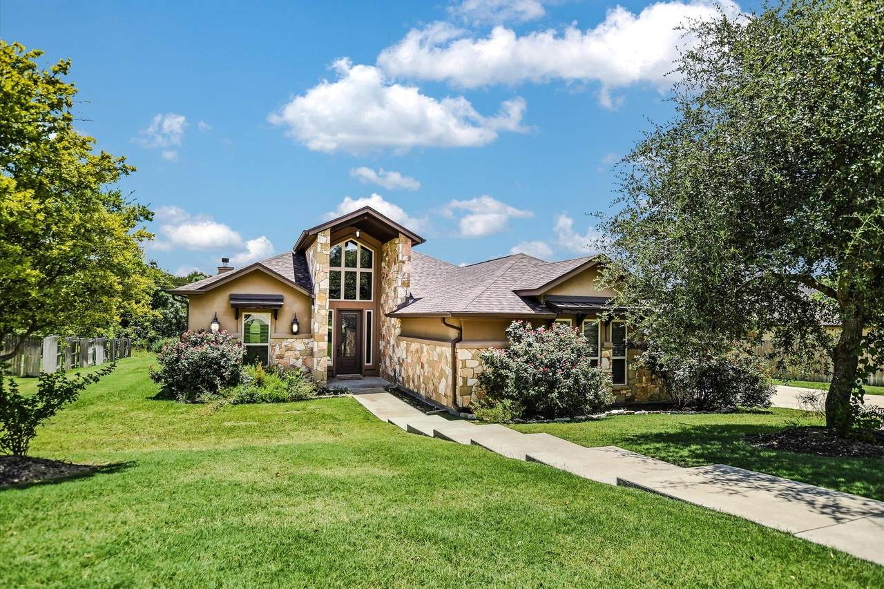 2243 Woodland Bend Rd - Photo 1