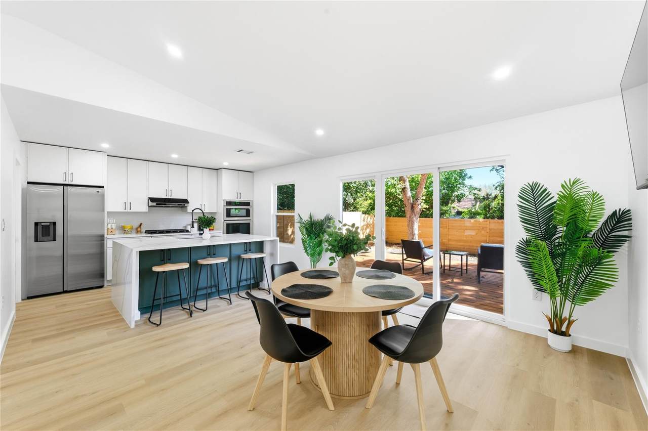 8411 Rockwood Ln - Photo 1