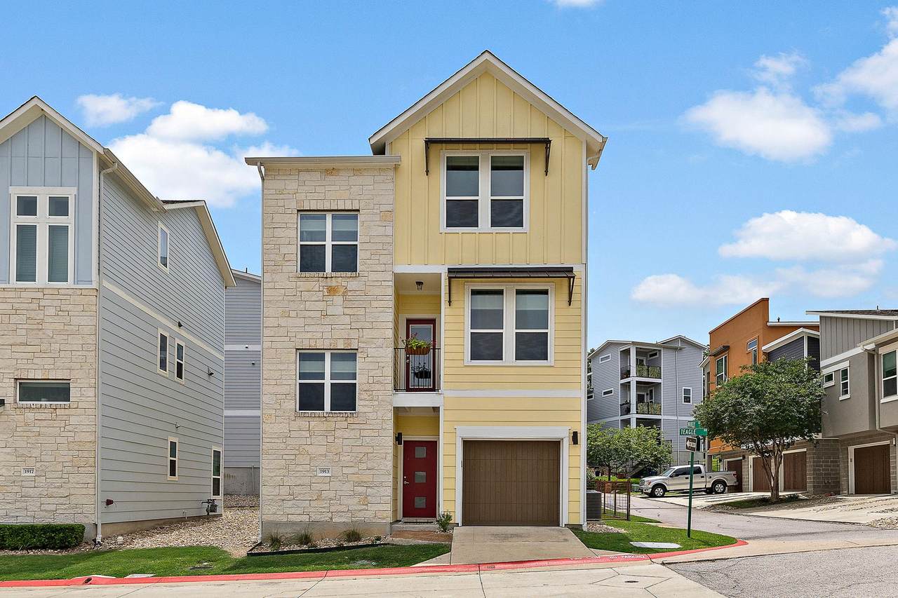 1913 Teagle Dr - Photo 1