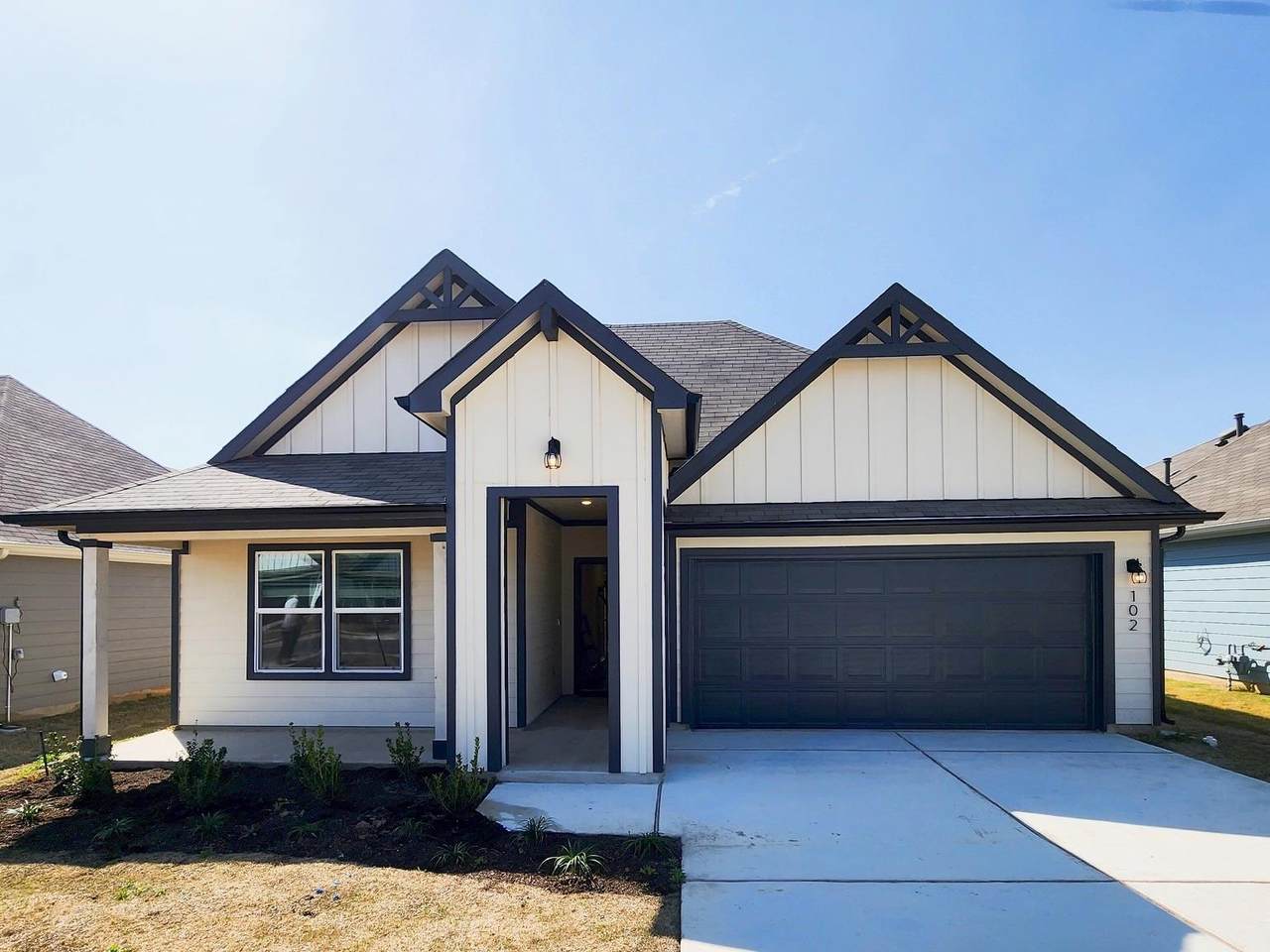 102 Fort Clark Springs Ln - Photo 1
