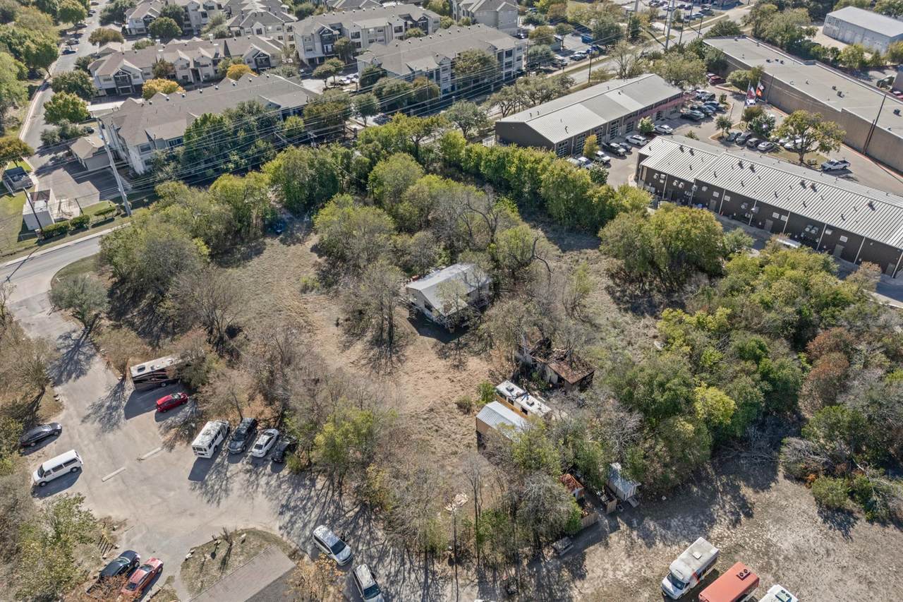 612 Ralph Ablanedo Dr - Photo 1