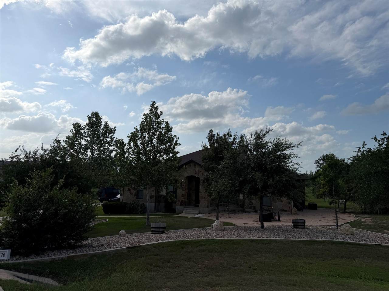 126 Packsaddle Dr - Photo 1