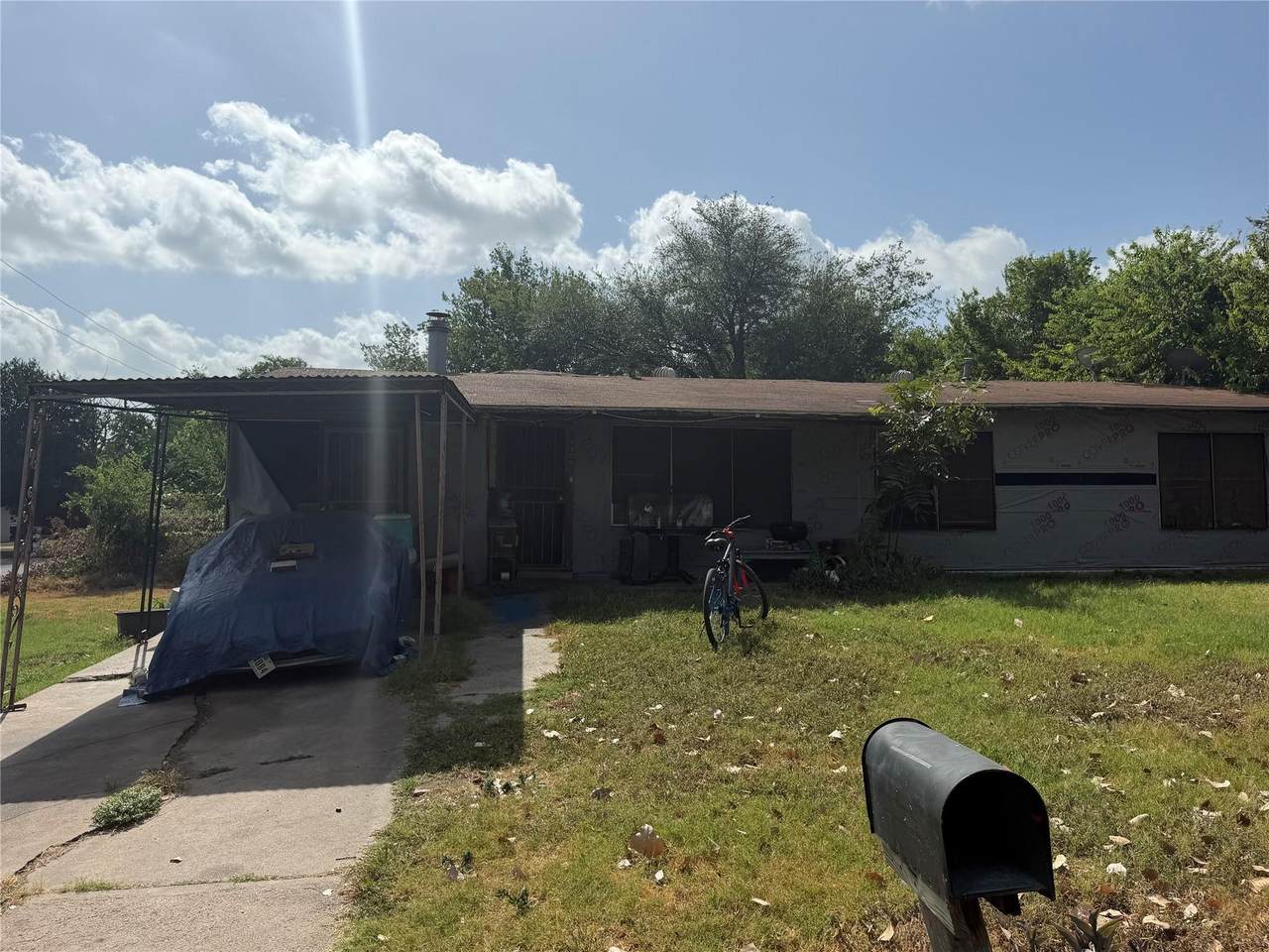 4909 Eastdale Dr - Photo 1