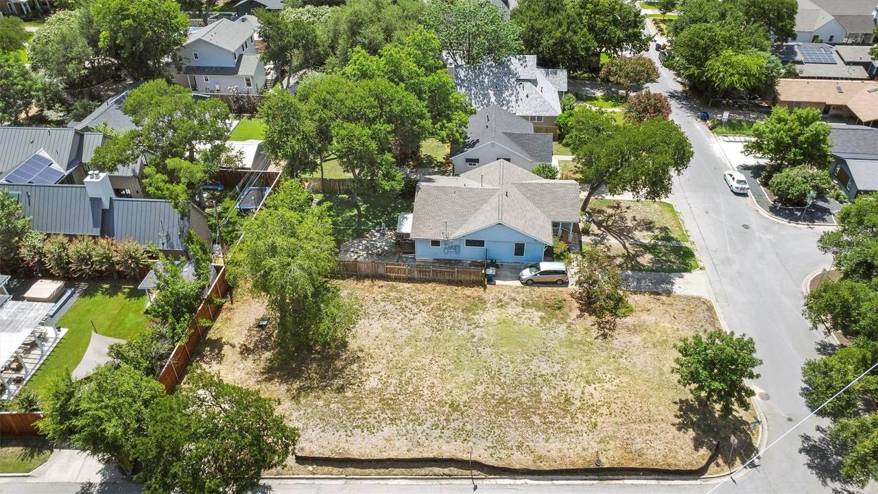 1810 Mohle Dr - Photo 1