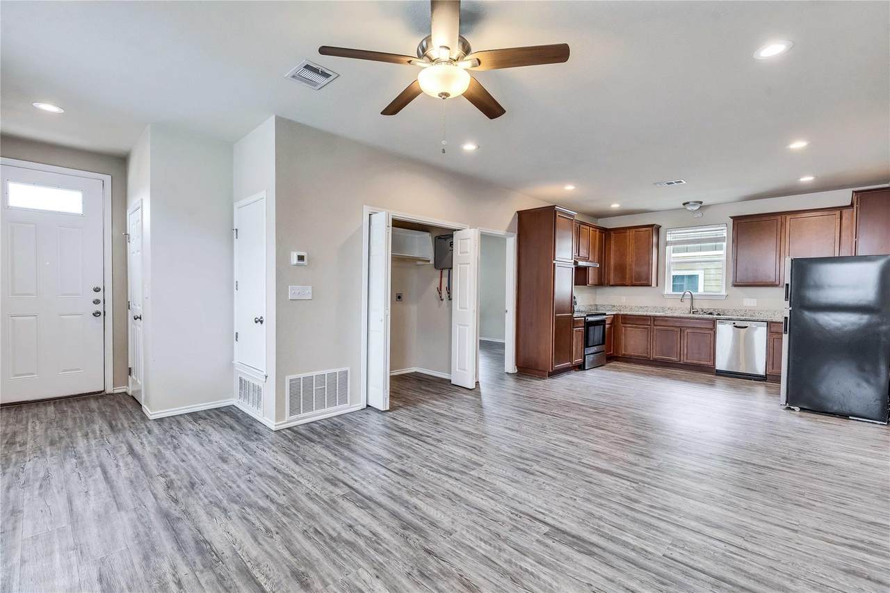 1308 Hausman Dr - Photo 1