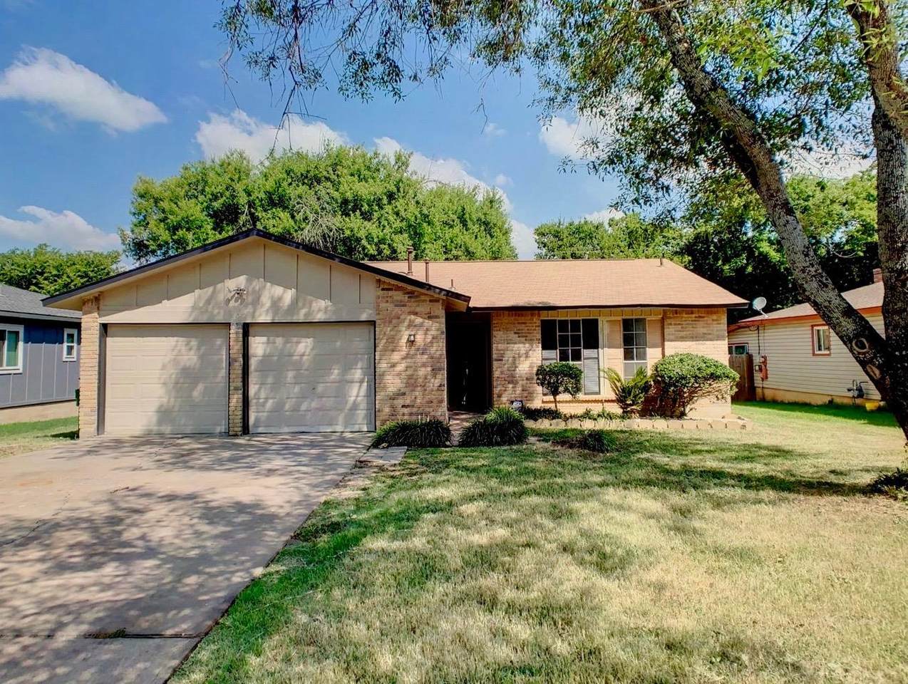 902 Cactus Dr - Photo 1
