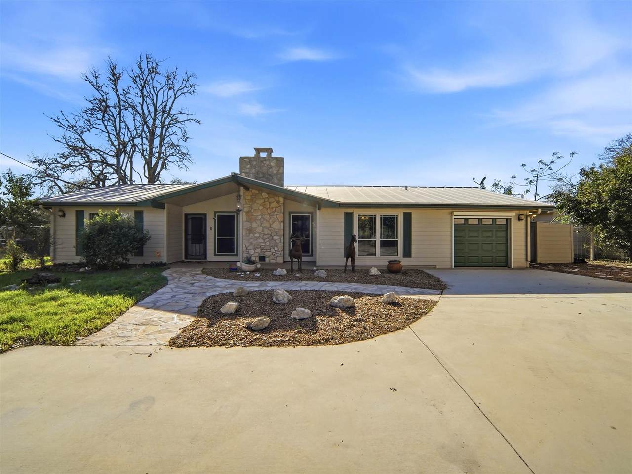 159 Thornton Ln - Photo 1