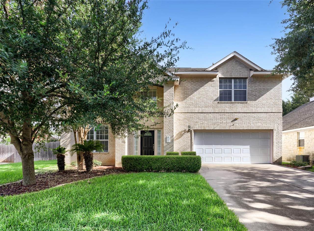 2302 Kristen Ln - Photo 1