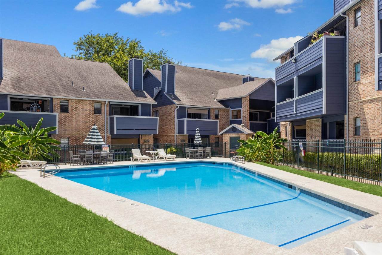 2500 Burleson Rd - Photo 1