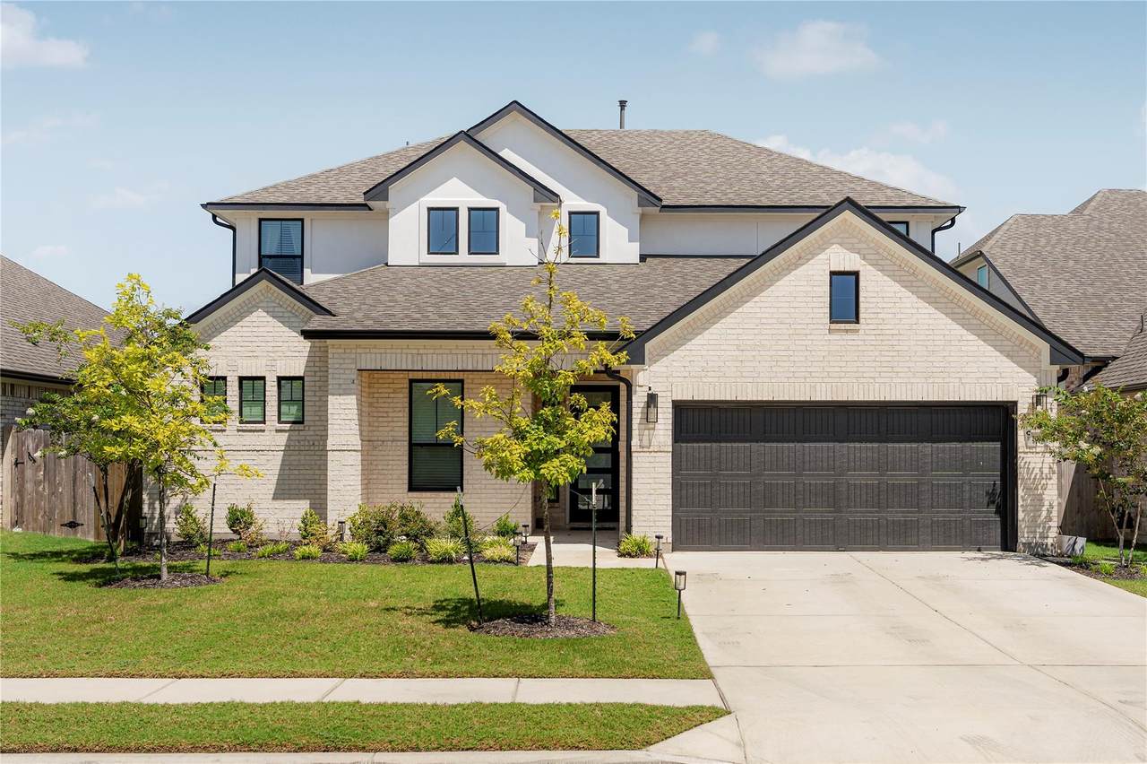 20225 Dustin Ln - Photo 1