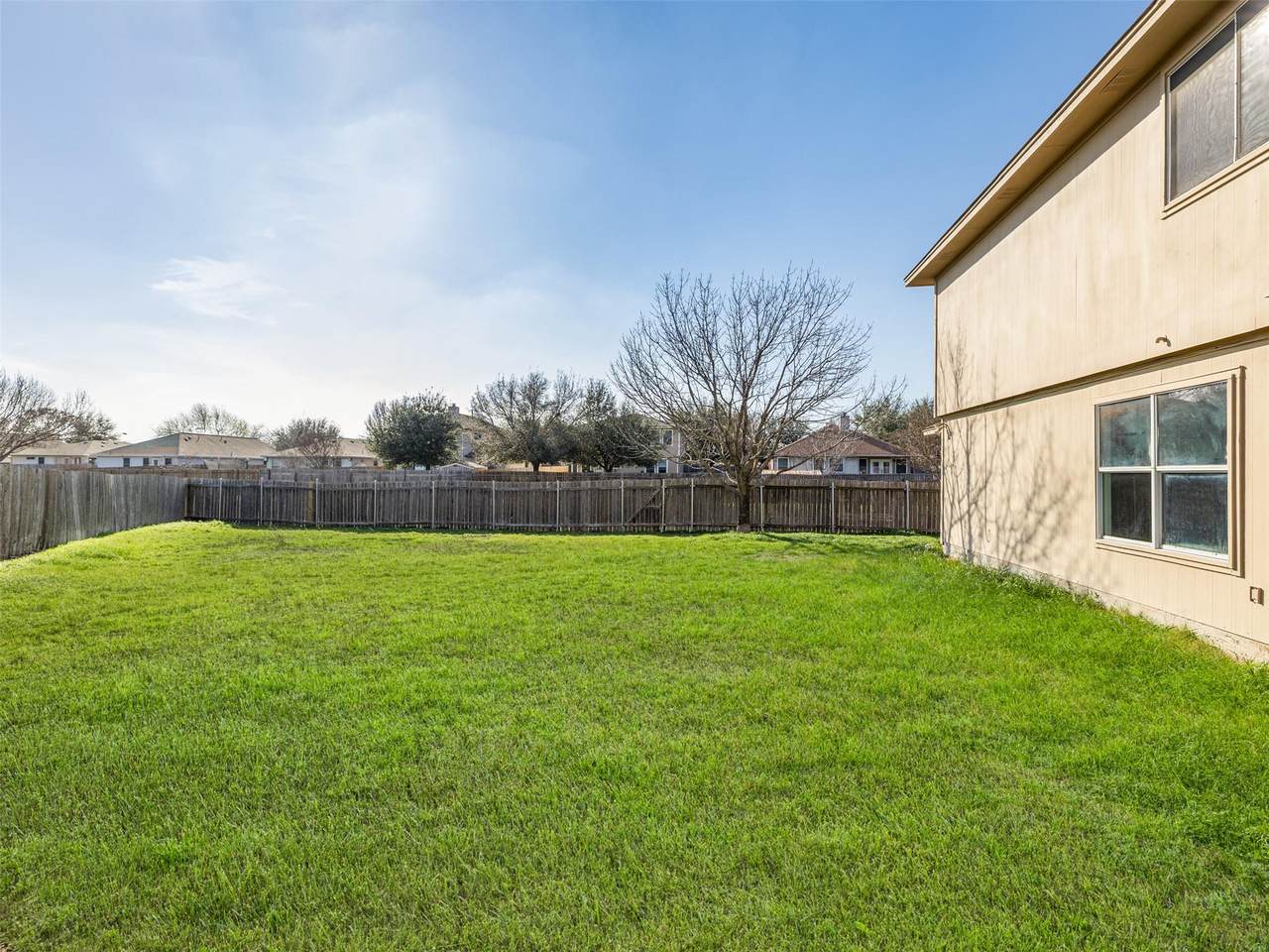 https://bt-photos.global.ssl.fastly.net/austin/1280_boomver_1_5018140-2.jpg