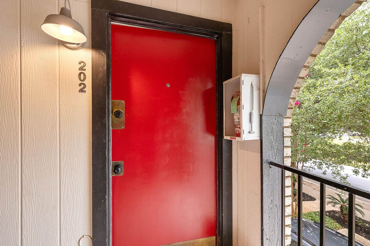 https://bt-photos.global.ssl.fastly.net/austin/1280_boomver_1_5049653-2.jpg