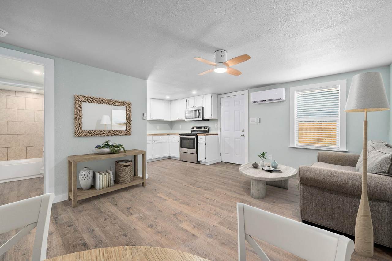 248 Post Oak Ln - Photo 1