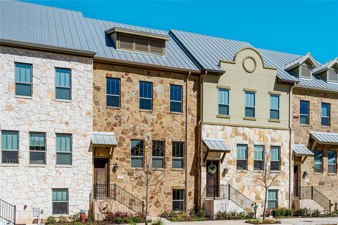 329 Adams St - Photo 1