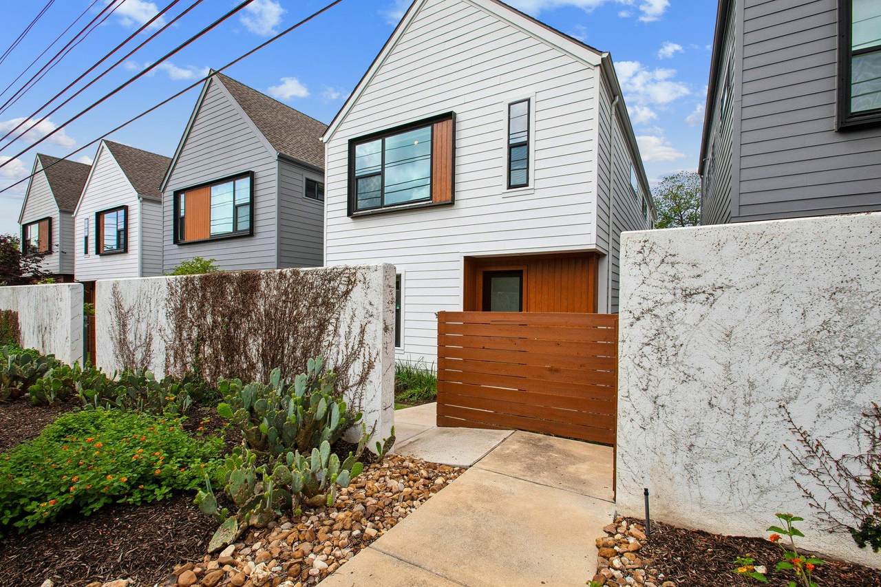4020 Airport Blvd - Photo 1