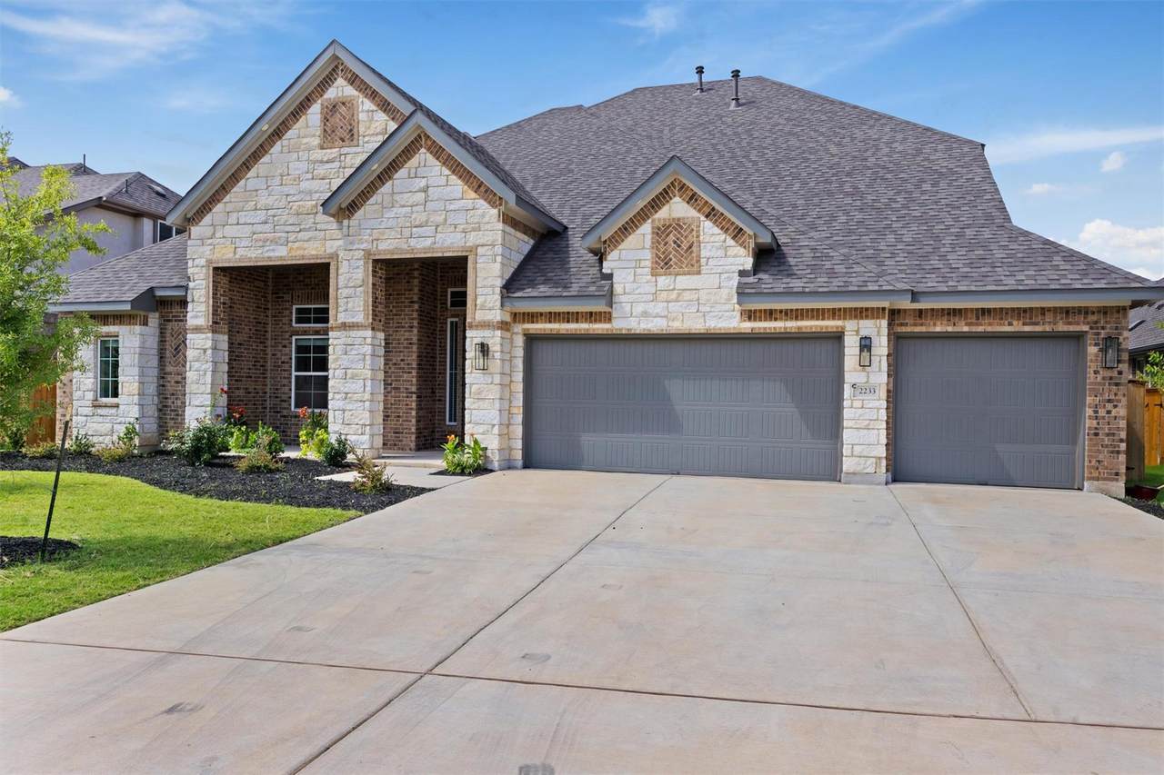 2233 Bellisa Vista Dr - Photo 1