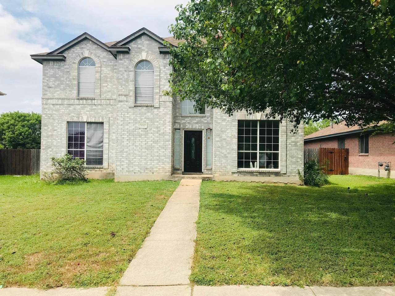 1012 Black Locust Dr - Photo 1