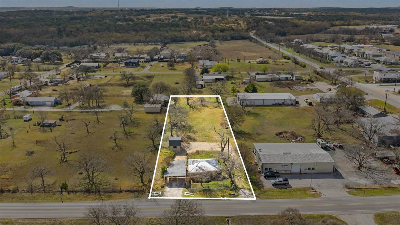 625 Ranch Road 165 - Photo 1