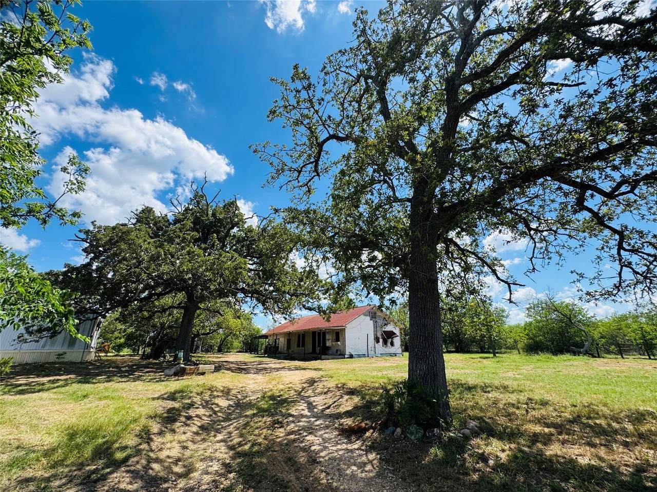 1194 Track Rd - Photo 1