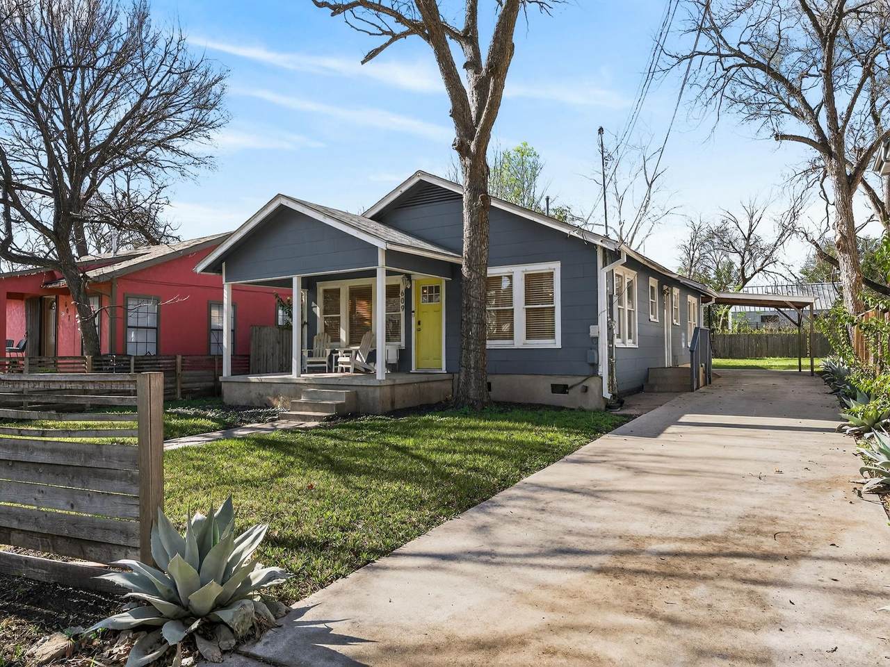 609 Fletcher St - Photo 1