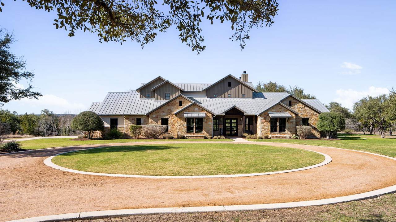265 Mckellar Rd - Photo 1