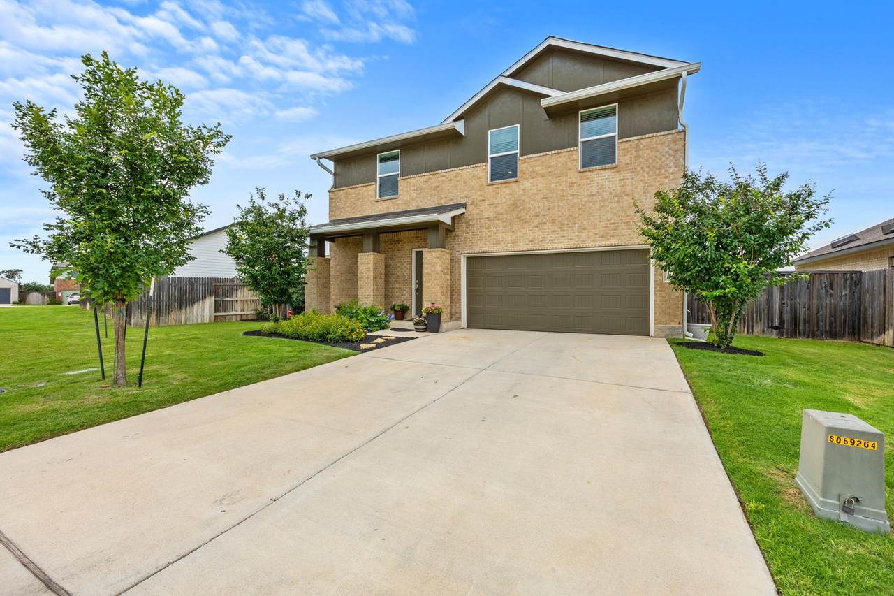 116 Badillo Way - Photo 1