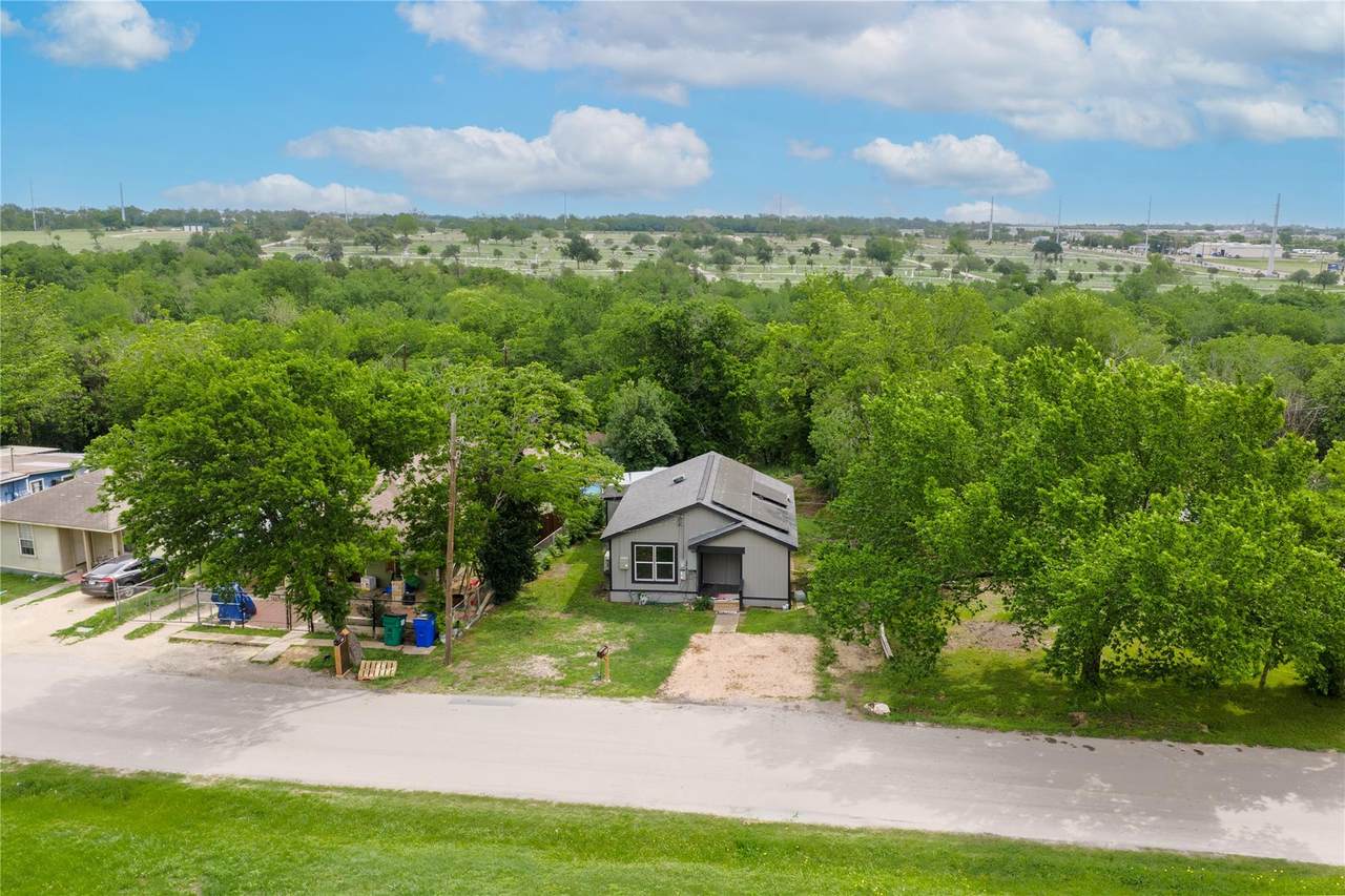 https://bt-photos.global.ssl.fastly.net/austin/1280_boomver_1_5185833-2.jpg