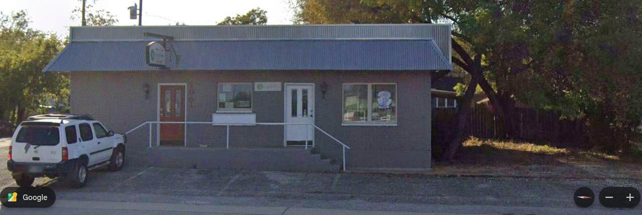 1001 Main St - Photo 1