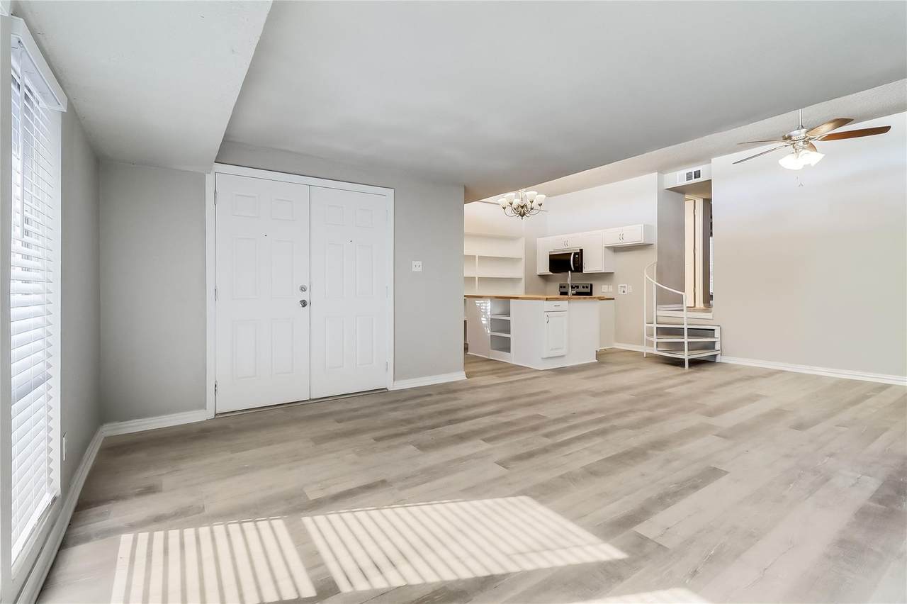 5918 Lago Vista Way - Photo 1