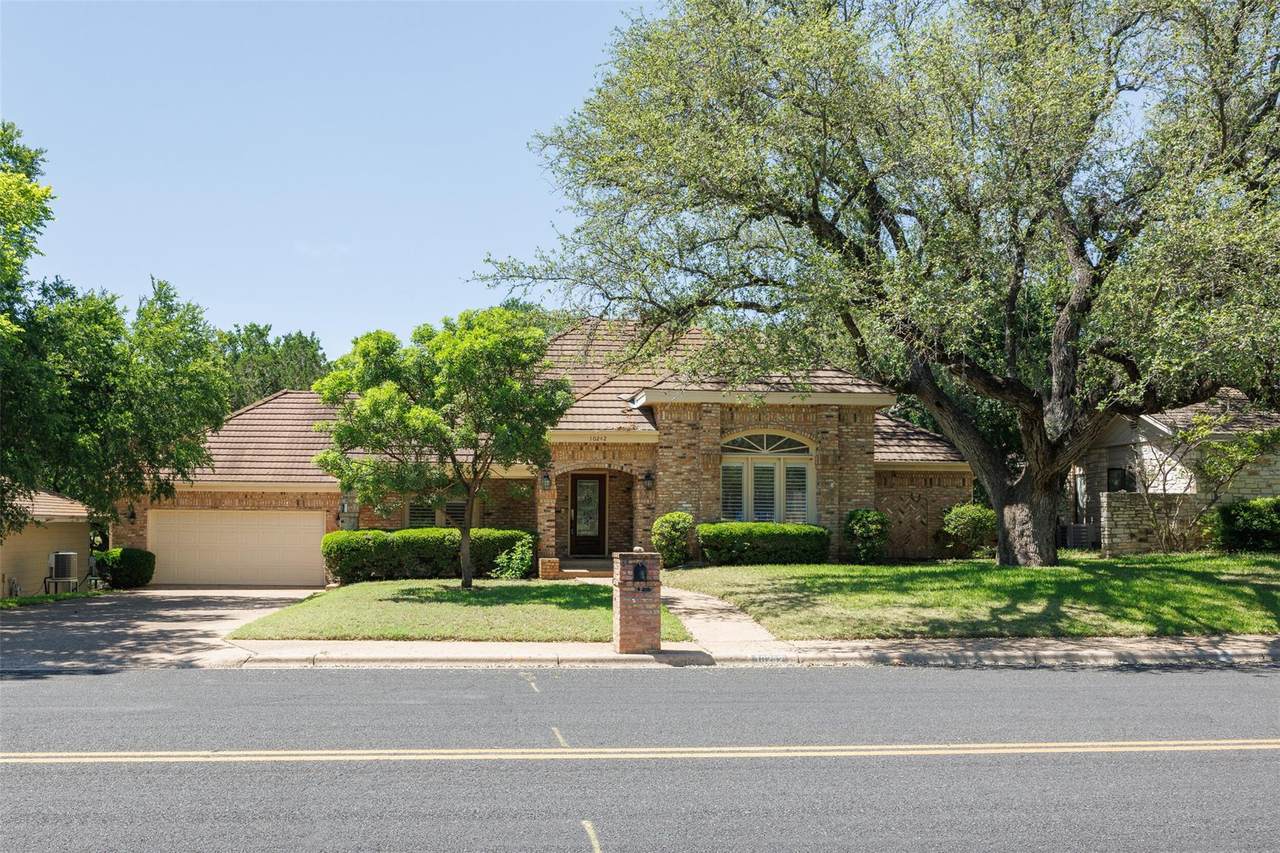 10242 Pinehurst Dr - Photo 1