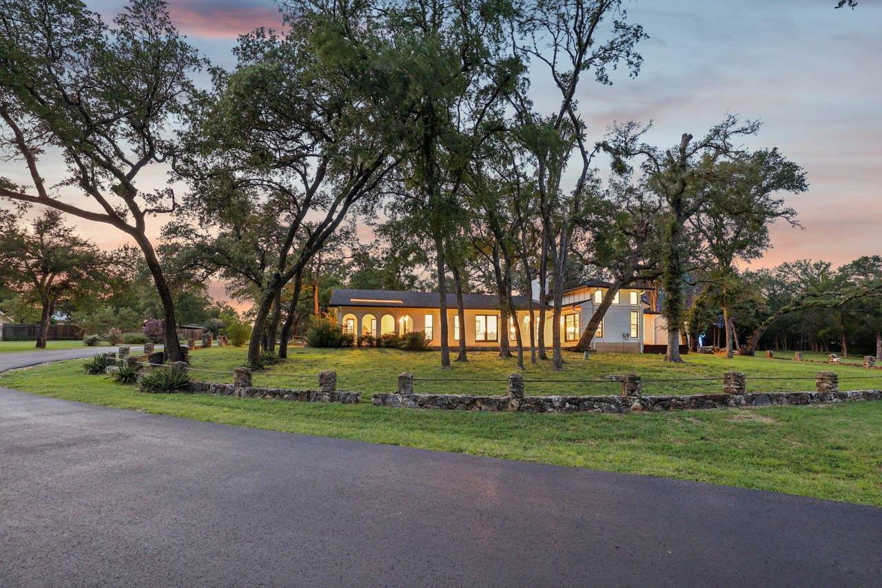 707 Harbor Dr - Photo 1