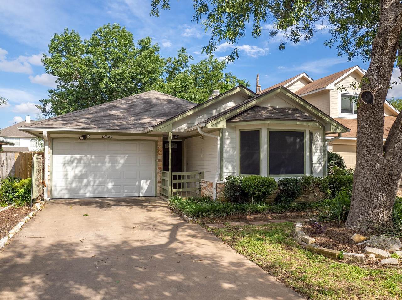 16829 Whitebrush Loop - Photo 1
