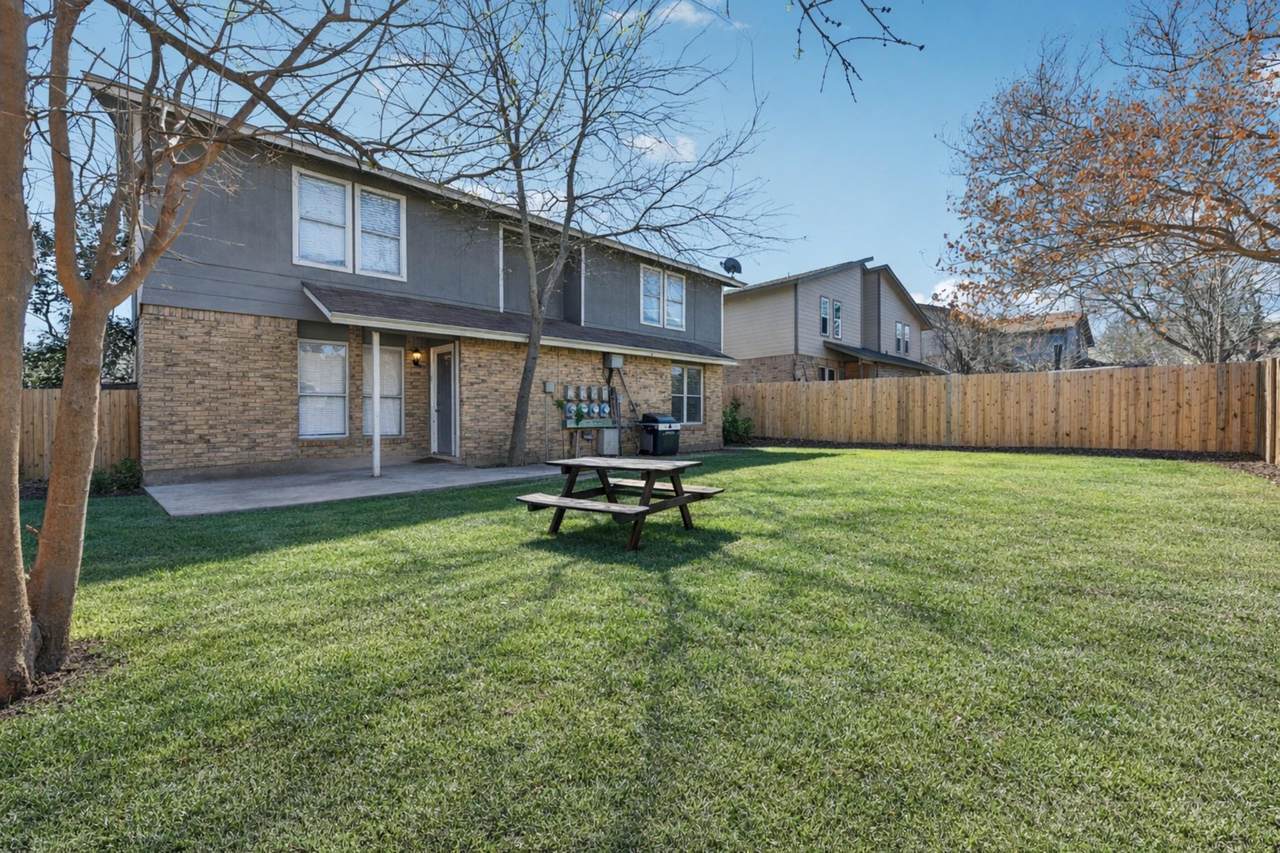 1210 Southport Dr - Photo 1