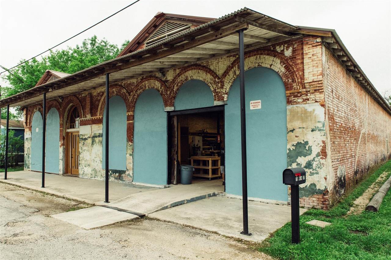75 Main St - Photo 1