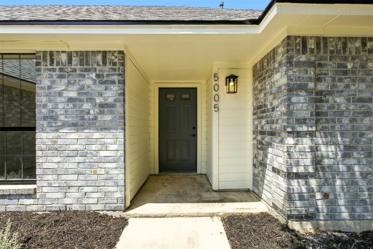https://bt-photos.global.ssl.fastly.net/austin/1280_boomver_1_5339907-2.jpg