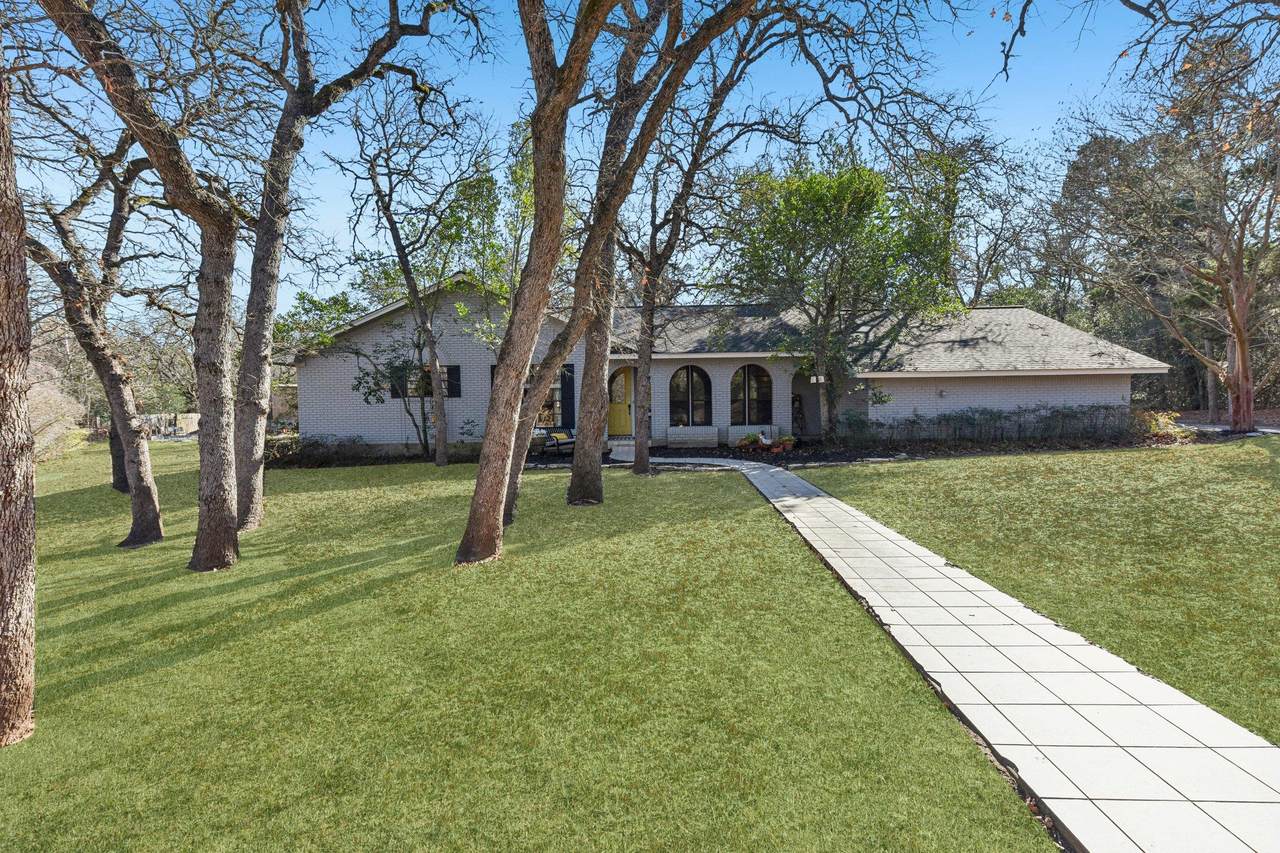 111 Post Oak Dr - Photo 1
