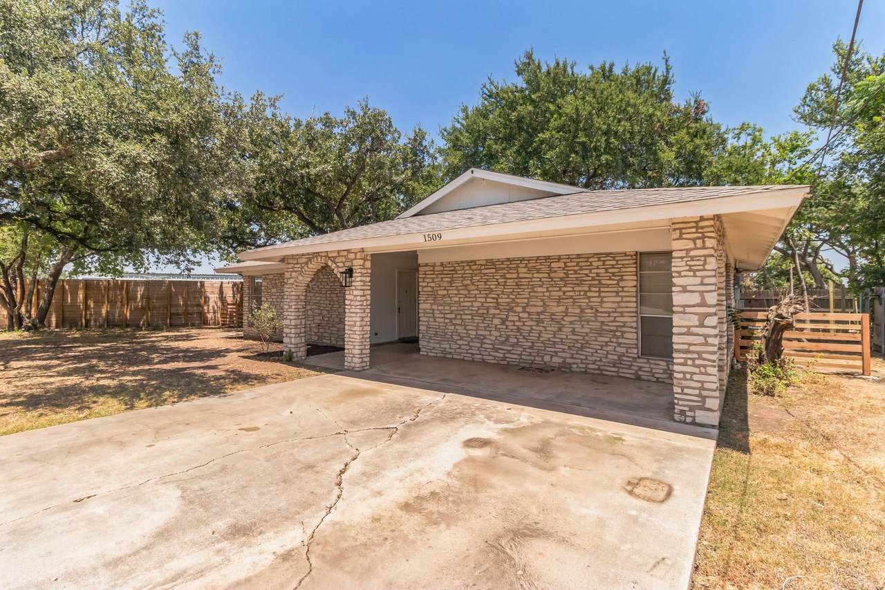 https://bt-photos.global.ssl.fastly.net/austin/1280_boomver_1_5400448-2.jpg