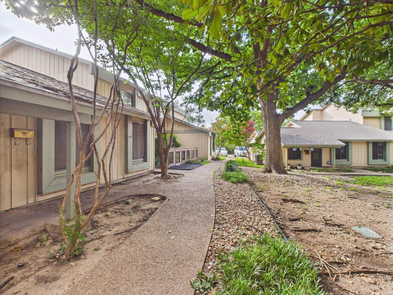 9520 Quail Village Ln - Photo 1