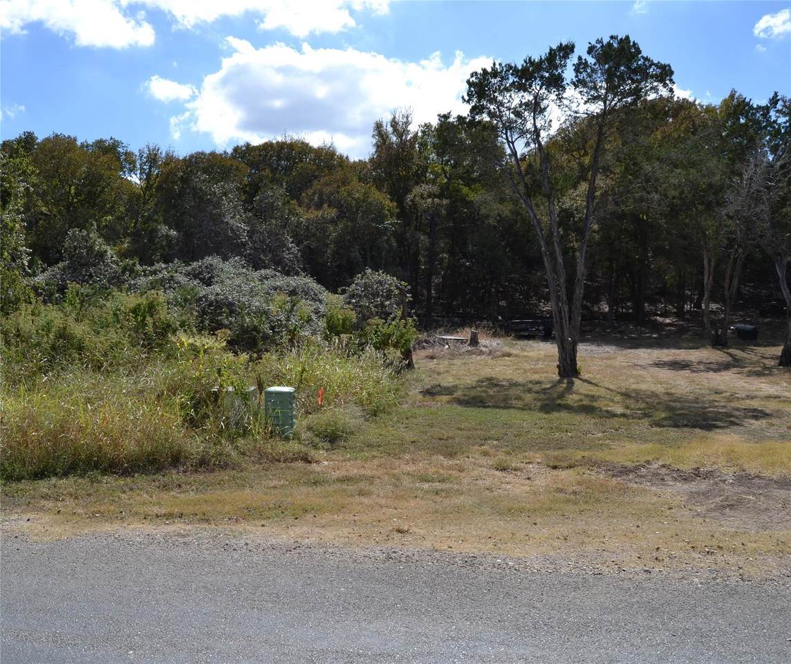 223 Pleasant Valley Rd - Photo 1