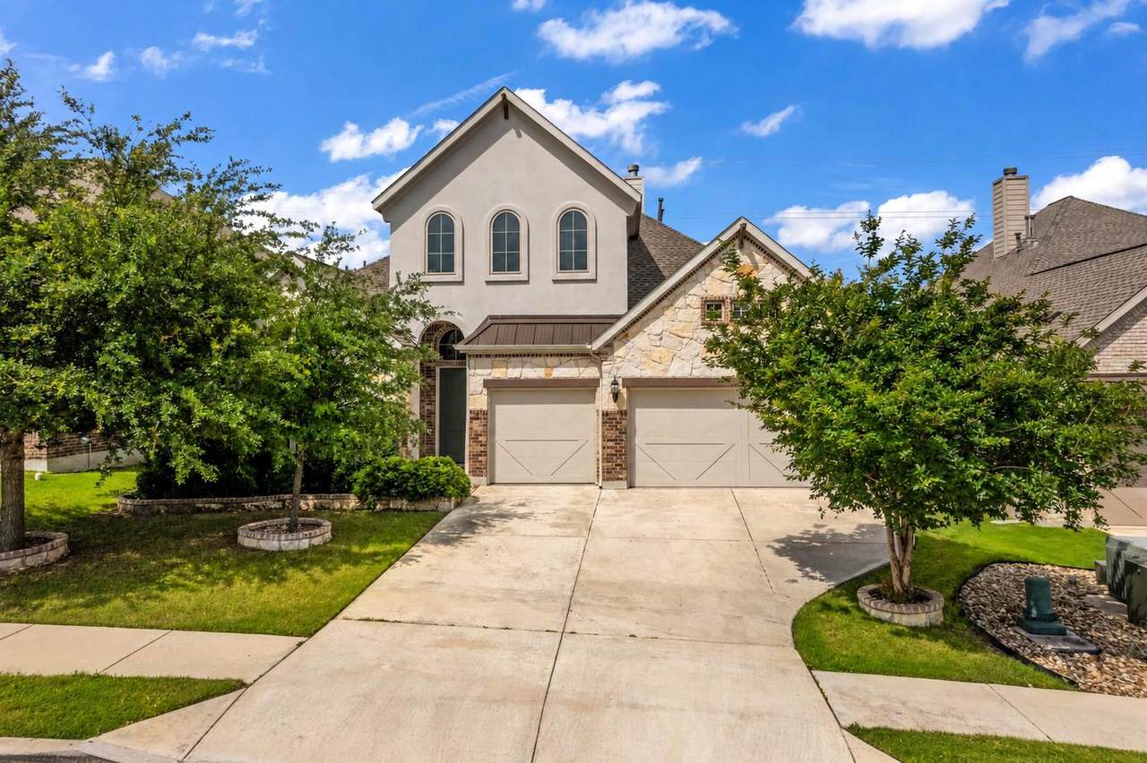 841 Richardson Ln - Photo 1