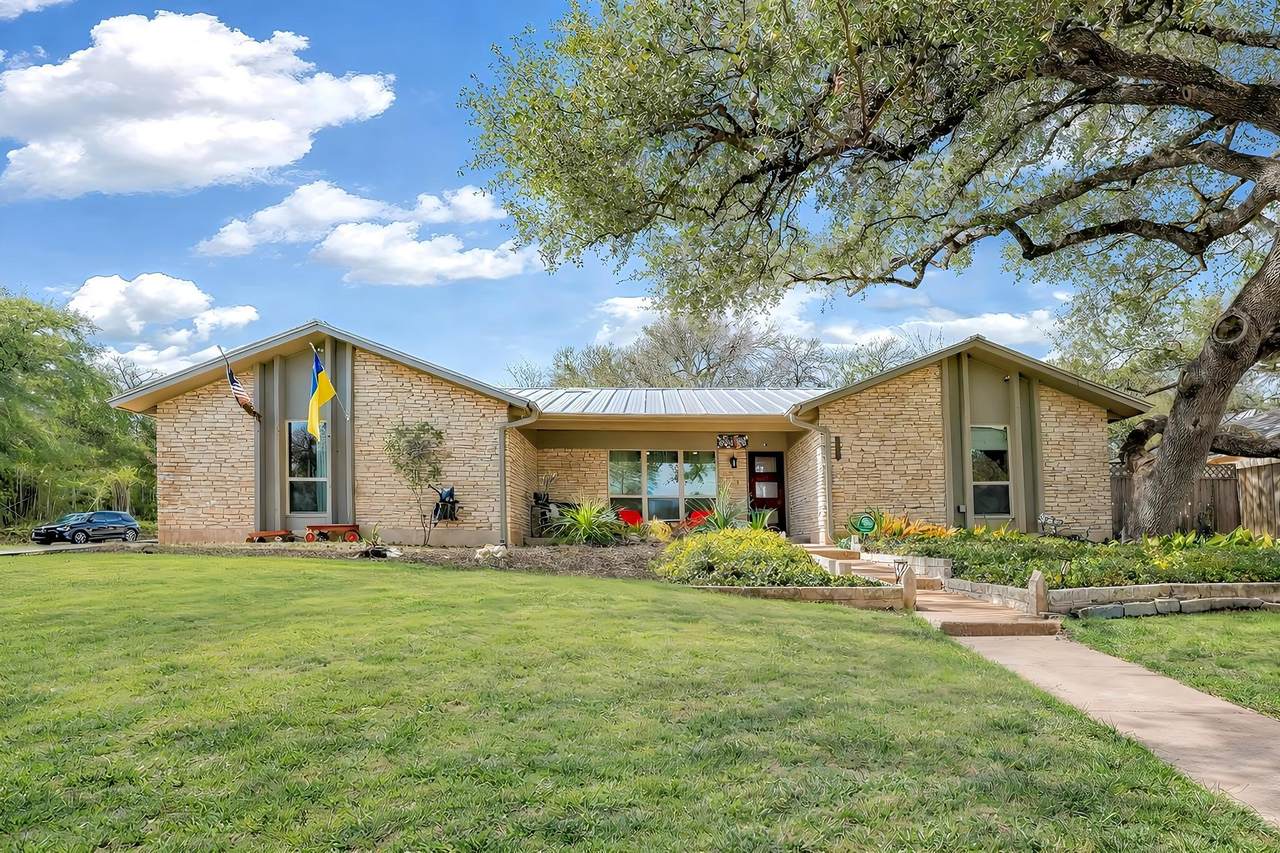 12300 Blue Water Dr - Photo 1