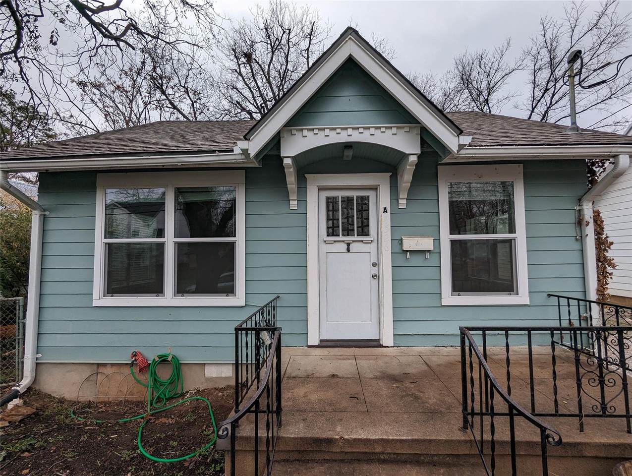 4526 Avenue H Ave - Photo 1