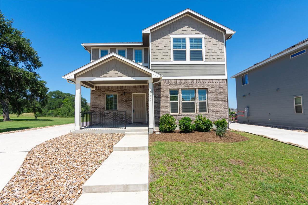 1732 Lakota Ln - Photo 1