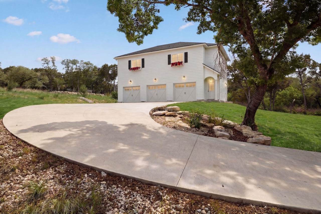 8023 Lakeview St - Photo 1