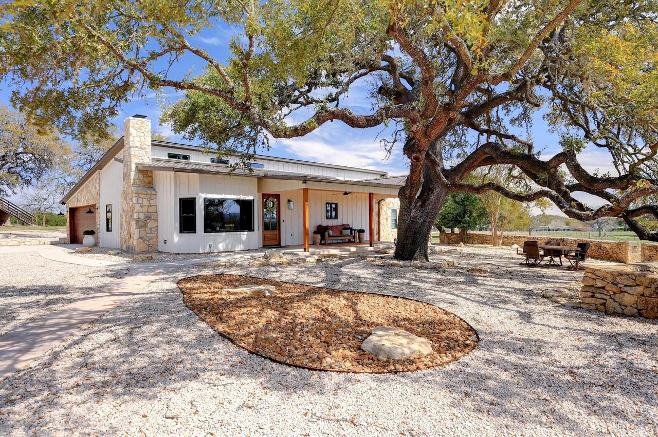 1668 Rocky Road - Photo 1